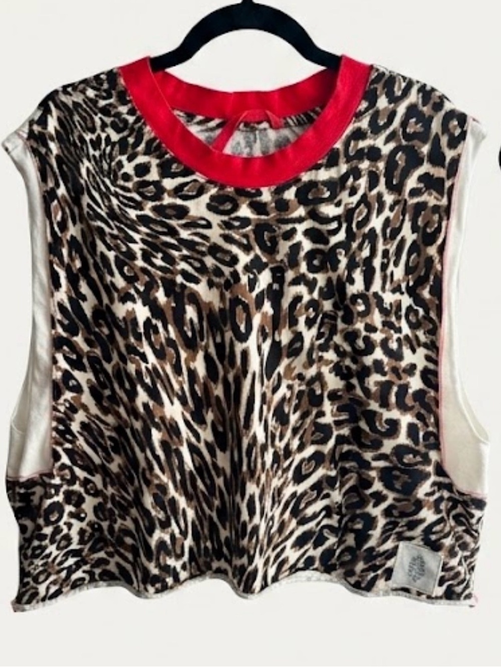 2 tanks Free People Movement and Lululemon